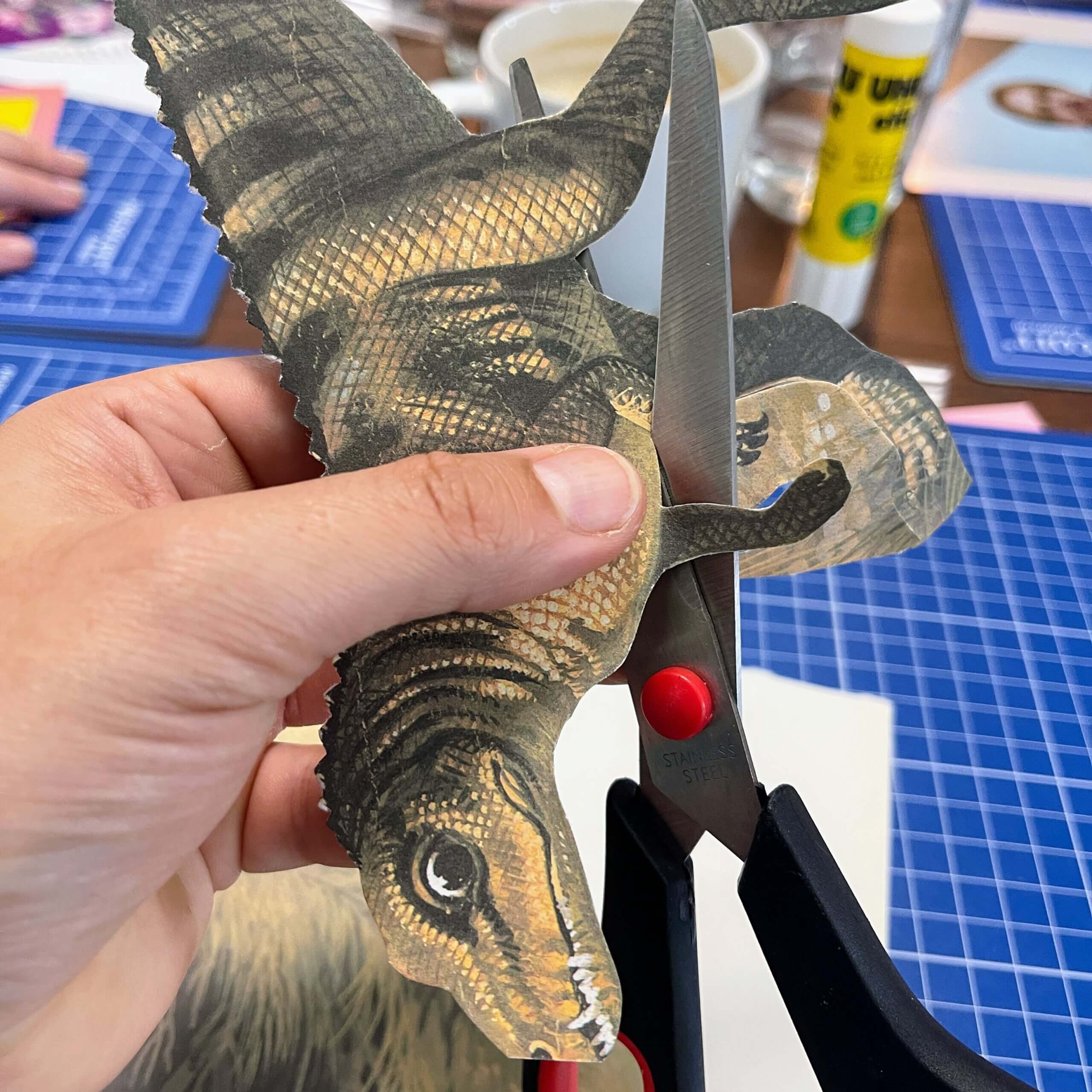 Dinos: Cut & Rawr | Meetup #41 | 27.06.2026 – Bild 3